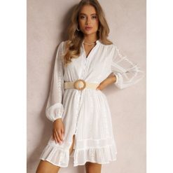 Biała Sukienka Merrinni. Białe sukienki Renee, m, bez wzorów, z tkaniny, boho, bez kołnierzyka, bez ramiączek, mini. W wyprzedaży za 132.99 zł.