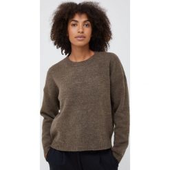 Sisley sweter z domieszką wełny damski kolor brązowy. Brązowe swetry Sisley, l, bez wzorów, z dzianiny, bez ramiączek. Za 259.99 zł.