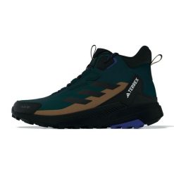Buty trekkingowe o średniej cholewce adidas Terrex Anylander Rain.Rdy. Zielone buty trekkingowe adidas, bez wzorów, z materiału, bez zapięcia. W wyprzedaży za 397.00 zł.