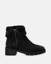 CZARNE BOTKI Z OZDOBNYM FUTERKIEM DARYA-2228 N BLA. Czarne botki Venezia, bez wzorów, z nubiku, bez obcasa, bez zapięcia. Za 399.00 zł.