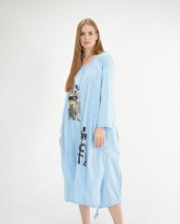 Bawełniana sukienka midi. Niebieskie sukienki Unisono, l, z aplikacjami, z bawełny, bez kołnierzyka, bez ramiączek, midi. Za 269.00 zł.