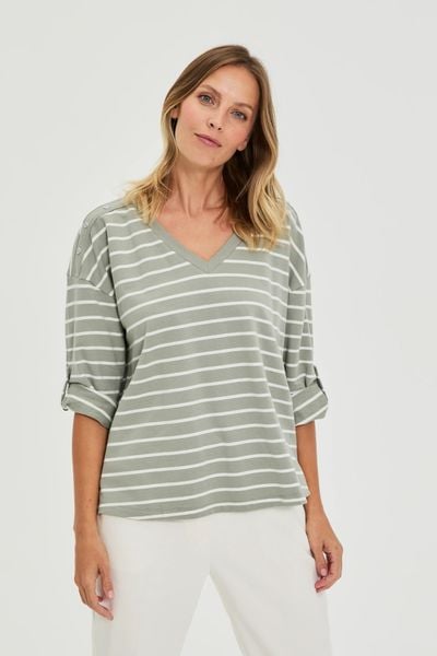 Bluza w paski oliwkowa. Zielone bluzy MOODO, l, bez wzorów, z bawełny, bez ramiączek, bez kaptura. Za 99.99 zł.