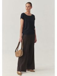 TATUUM Spodnie "Fedora" w kolorze brązowym rozmiar: 40. Brązowe spodnie materiałowe Tatuum, bez wzorów, z materiału. Za 181.76 zł.