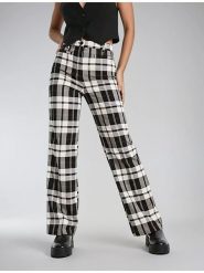 Monki Spodnie w kolorze czarno-białym rozmiar: 36. Białe spodnie materiałowe Monki, bez wzorów, z materiału, z podwyższonym stanem. Za 43.99 zł.