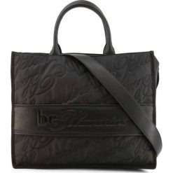 Blumarine damska torba do ręki i na ramę Blumarine E17WBBN1 NoSize. Torebki klasyczne Blumarine, bez wzorów, do ręki, bez dodatków. Za 343.83 zł.