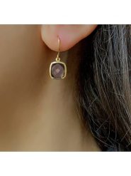 Les Petites Précieuses Pozłacane kolczyki z kwarcem rozmiar: onesize. Żółte kolczyki Les Petites Précieuses, z kwarcem, pozłacane. Za 124.95 zł.