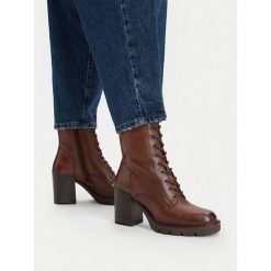 Botki G-Star. Brązowe botki G-Star, bez wzorów, retro, bez obcasa, na słupku, bez zapięcia. Za 429.99 zł.