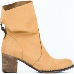 Botki - skóra naturalna - model 497 - kolor camelowy (35). Brązowe botki Zapato, bez wzorów, z jeansu, biznesowe, za kostkę, bez obcasa, na obcasie, bez zapięcia. W wyprzedaży za 286.30 zł.