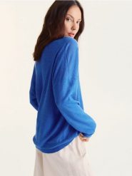 Lniany sweter - niebieski. Niebieskie swetry Reserved, l, bez wzorów, ze lnu, bez ramiączek. Za 199.99 zł.
