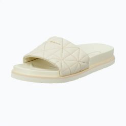 Klapki damskie GANT Mardale. Białe klapki Gant, bez wzorów, z materiału, bez obcasa, bez zapięcia. Za 189.99 zł.