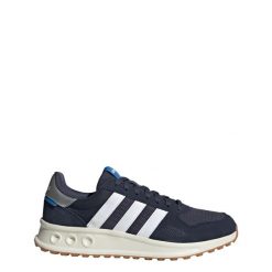 Buty Run 84. Białe buty treningowe adidas, bez wzorów, bez zapięcia. Za 379.00 zł.
