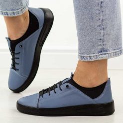 Niebieskie skórzane półbuty damskie T.Sokolski w26-151. Niebieskie półbuty wsuwane Sokolski, na jesień, bez wzorów, z jeansu, biznesowe, z okrągłym noskiem, bez obcasa, na płaskiej podeszwie. Za 299.00 zł.