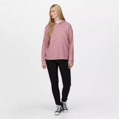 Damska Bluza Z Kapturem Kassidy. Czerwone bluzy Regatta, na zimę, s, bez wzorów, z dzianiny, eleganckie, bez ramiączek, z kapturem. Za 76.99 zł.