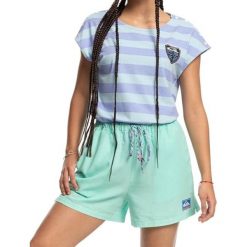 Spodenki sportowe damskie Quiksilver Quik x Stranger Things Lenora. Niebieskie szorty sportowe Quiksilver, bez wzorów, trekkingowe. W wyprzedaży za 95.00 zł.