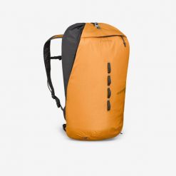 Plecak wspinaczkowy Siond Rock 20 l. Brązowe plecaki SIMOND, bez wzorów, z meshu, duże, bez dodatków. Za 149.99 zł.