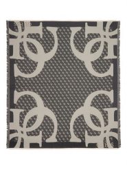 Guess Szal w kolorze szarym - 135 x 153 cm rozmiar: onesize. Czarne szaliki i kominy Guess, z aplikacjami, z materiału. Za 204.48 zł.