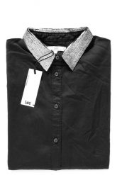 KOSZULA DAMSKA LEE PLAIN SHIRT WITH SEQ L48GBT02. Czarne koszule Lee, l, z aplikacjami, bez kołnierzyka, bez ramiączek. W wyprzedaży za 59.99 zł.