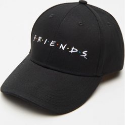 Czapka z daszkiem Friends - Czarny. Czapki z daszkiem marki House. Za 35.99 zł.