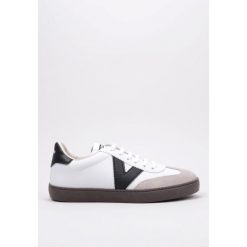 Kapcie VICTORIA 1126186V Biały. Białe kapcie VICTORIA, bez wzorów. Za 347.29 zł.