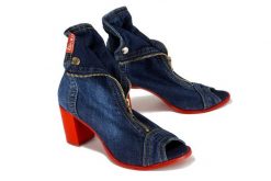 ARTIKER RELAKS 40C289 jeans, botki damskie. Niebieskie botki Artiker Relaks, bez wzorów, z jeansu, bez obcasa, na obcasie, bez zapięcia. Za 188.44 zł.