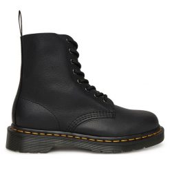 Trapery Dr. Martens. Czarne traperki Dr Martens, bez wzorów, bez obcasa, bez zapięcia. Za 679.99 zł.