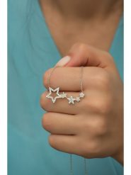 Heliophilia Srebrny naszyjnik z elementem ozdobnym - dł. 42 cm rozmiar: onesize. Szare naszyjniki Heliophilia, z materiału, z cyrkonią, srebrne. Za 56.99 zł.