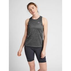 Damska koszulka typu tank top Newline Running. Szare topy Newline, bez wzorów, bez kołnierzyka, bez ramiączek. Za 151.00 zł.