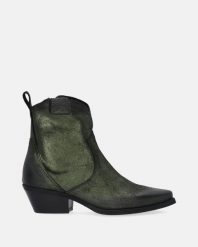 SKÓRZANE KOWBOJKI DAMSKIE DX380 POL VER-NE. Botki Venezia, bez wzorów, ze skóry, bez obcasa, bez zapięcia. Za 559.00 zł.