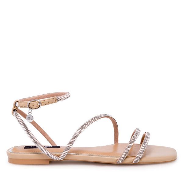 Sandały Nine West. Brązowe sandały Nine West, bez wzorów, bez obcasa, na płaskiej podeszwie, bez zapięcia. Za 199.99 zł.