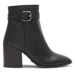 Botki Gino Rossi. Czarne botki Gino Rossi, bez wzorów, bez obcasa, na słupku, bez zapięcia. Za 214.99 zł.