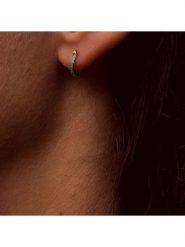 DIA DIAMONDS Srebrne kolczyki z diamentami rozmiar: onesize. Szare kolczyki DIA DIAMONDS, z diamentem, srebrne. Za 316.24 zł.