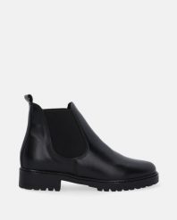 KLASYCZNE SZTYBLETY ZE SKÓRY NATURALNEJ 4507 NAPP NERO. Botki Venezia, bez wzorów, ze skóry, klasyczne, bez obcasa, bez zapięcia. Za 299.00 zł.