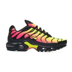 Buty do chodzenia damskie Nike Wmns Air Max Plus Tn Se. Brązowe buty treningowe Nike, bez wzorów, z materiału, bez zapięcia, trekkingowe. Za 768.00 zł.