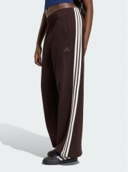 Adidas Spodnie dresowe 3-Stripes KW7703 Brązowy ciemny Wide Leg. Brązowe spodnie dresowe adidas, bez wzorów, z bawełny. Za 298.99 zł.