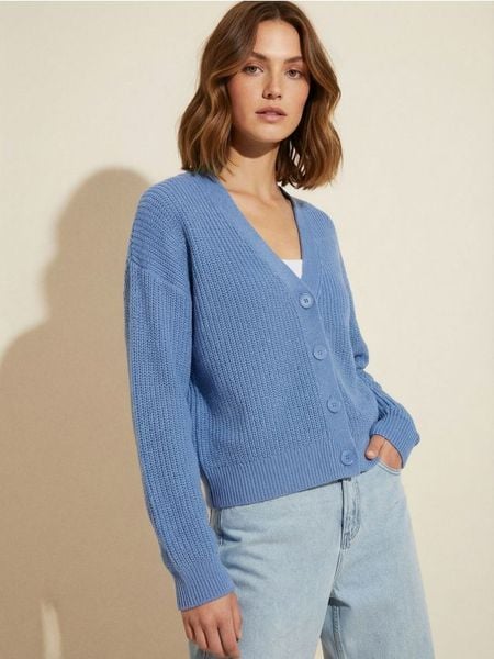 Kardigan basic - niebieski. Niebieskie swetry Sinsay, l, bez wzorów, bez ramiączek. Za 39.99 zł.