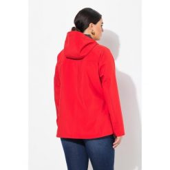 Damskie Kurtka softshellowa HYPRAR hydrofobowa guziki-kołki. Czerwone kurtki przejściowe sportowe Ulla Popken, plus size, bez wzorów, z materiału, bez kaptura, trekkingowe. W wyprzedaży za 383.99 zł.