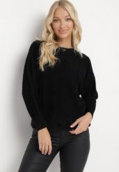 Czarny Sweter z Luźnymi Rękawami Typu Nietoperz Mevinla. Czarne swetry Born2be, m, bez wzorów, z dzianiny, bez ramiączek. W wyprzedaży za 84.99 zł.