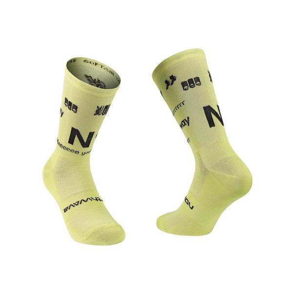 Skarpety rowerowe NORTHWAVE Type Sock żółty. Czarne skarpetki Northwave, bez wzorów. Za 39.00 zł.