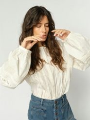 MOS MOSH Bluza - MMAdila Kobiety Bawełna biały, M. Białe bluzy Mos Mosh, na lato, m, bez wzorów, z bawełny, bez kaptura. Za 379.95 zł.