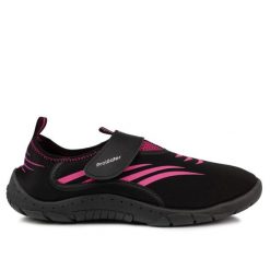 Buty damskie sportowe do wody na plażę jeżowce PROWATER. Czarne buty treningowe ProWater, bez wzorów, z materiału, bez zapięcia, do pływania. Za 49.00 zł.