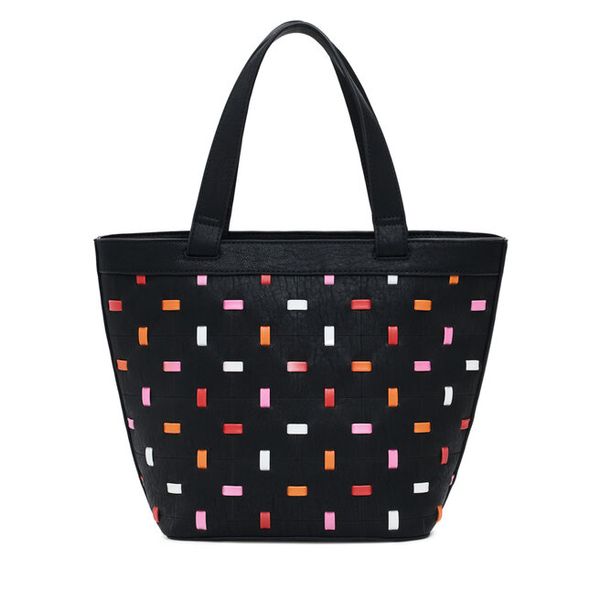 Torebka Desigual. Czarne torebki klasyczne Desigual, bez wzorów, klasyczne, bez dodatków. Za 219.99 zł.