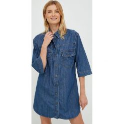 Sisley sukienka kolor granatowy mini prosta. Niebieskie sukienki Sisley, na co dzień, bez wzorów, bez kołnierzyka, bez ramiączek, mini, proste. W wyprzedaży za 299.99 zł.