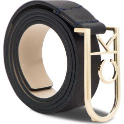 Pasek Damski CALVIN KLEIN - 2.5CM Ck Rounded Buc K60K604752 85 448. Czarne paski marki Calvin Klein, w paski, ze skóry. Za 279.00 zł.
