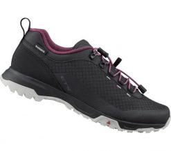 Kobiety - Buty kolarskie ET501W. Czarne buty treningowe Shimano, bez wzorów, z gumy, bez zapięcia, rowerowe. Za 484.50 zł.