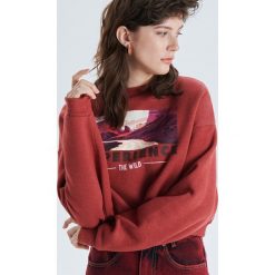 Bluza o krótkim kroju oversize - Różowy. Bluzy marki Cropp. Za 69.99 zł.
