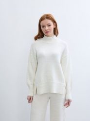 BGN Sweter w kolorze białym rozmiar: 38. Białe swetry BGN, bez wzorów, bez ramiączek. Za 121.99 zł.