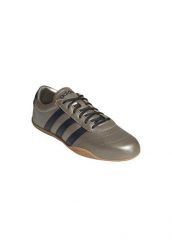 Buty ADIDAS GRAND COURT LO Złoty. Żółte buty do biegania adidas, bez wzorów, z materiału, bez zapięcia, do biegania. Za 309.00 zł.
