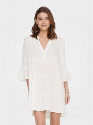 ONLY Sukienka letnia Thyra 15267999 Biały Regular Fit. Białe sukienki ONLY, l, bez wzorów, z bawełny, bez kołnierzyka, bez ramiączek. Za 129.99 zł.