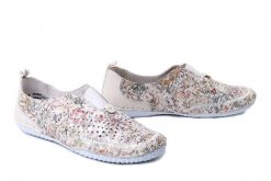 RIEKER 43663-90 multi, półbuty damskie. Półbuty wsuwane Rieker, na lato, bez wzorów, z gumy, bez obcasa. Za 319.90 zł.