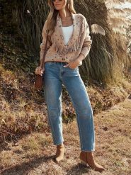 Milan Kiss Kardigan w kolorze jasnobrązowym rozmiar: S. Brązowe swetry Milan Kiss, s, bez wzorów, bez ramiączek. Za 173.99 zł.